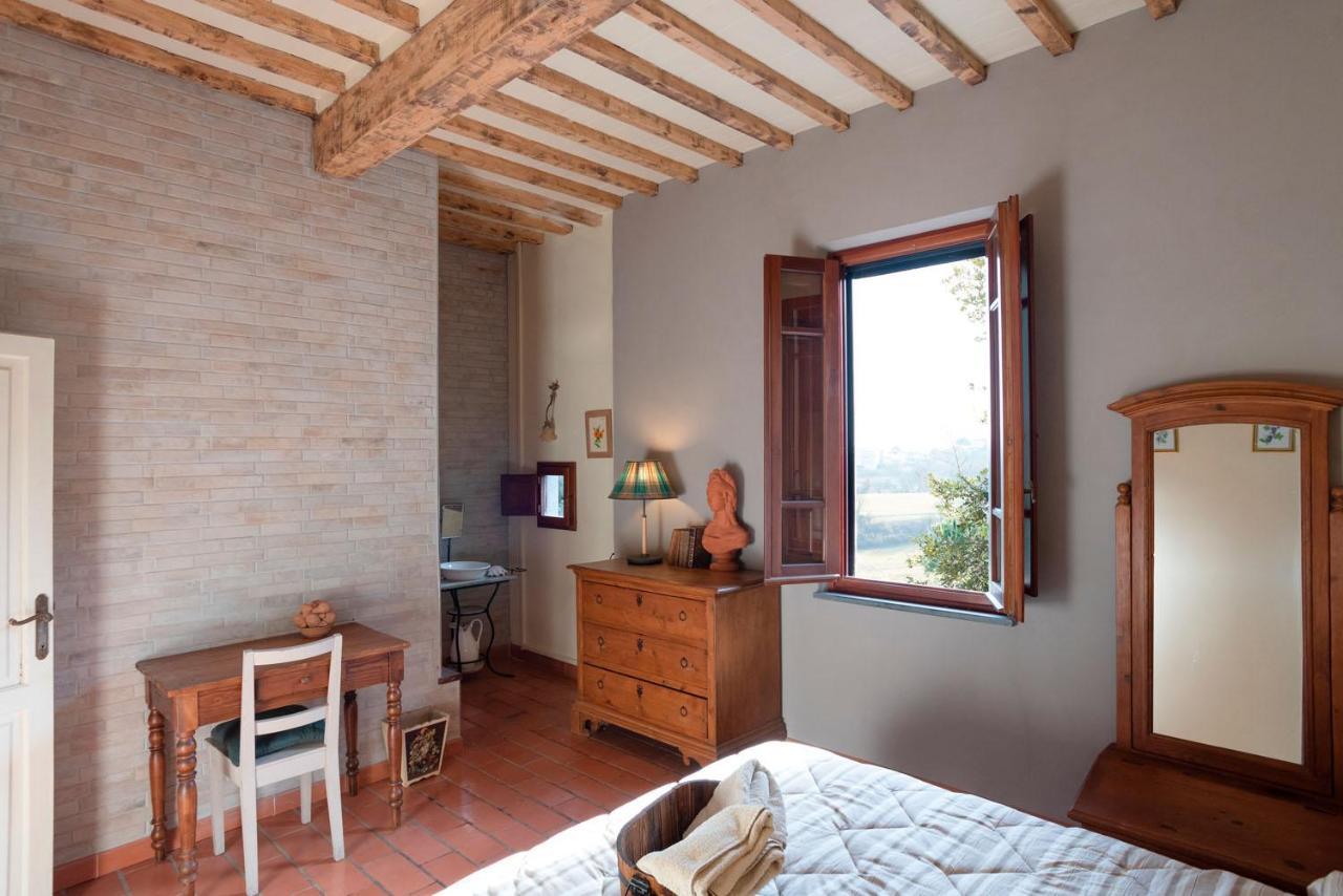 Agriturismo La Pineta フチェッキオ エクステリア 写真